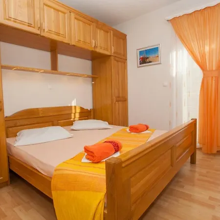 Almera - Apartmán Makarská