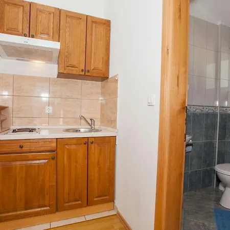 Almera -